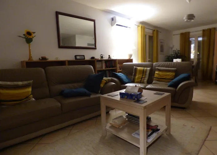 House In A Rural Village Surrounded By Vineyards 3*